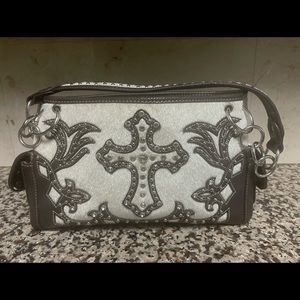 Blazin Roxx purse Cavendars